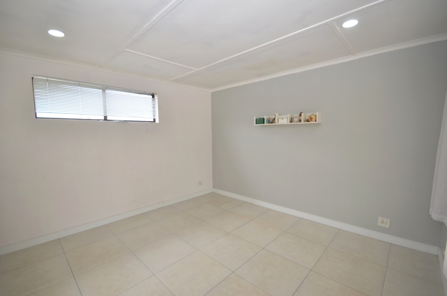 5 Bedroom Property for Sale in Bonnie Doone Eastern Cape